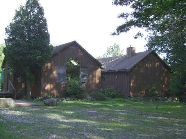Building photograph for 35 WEST LN